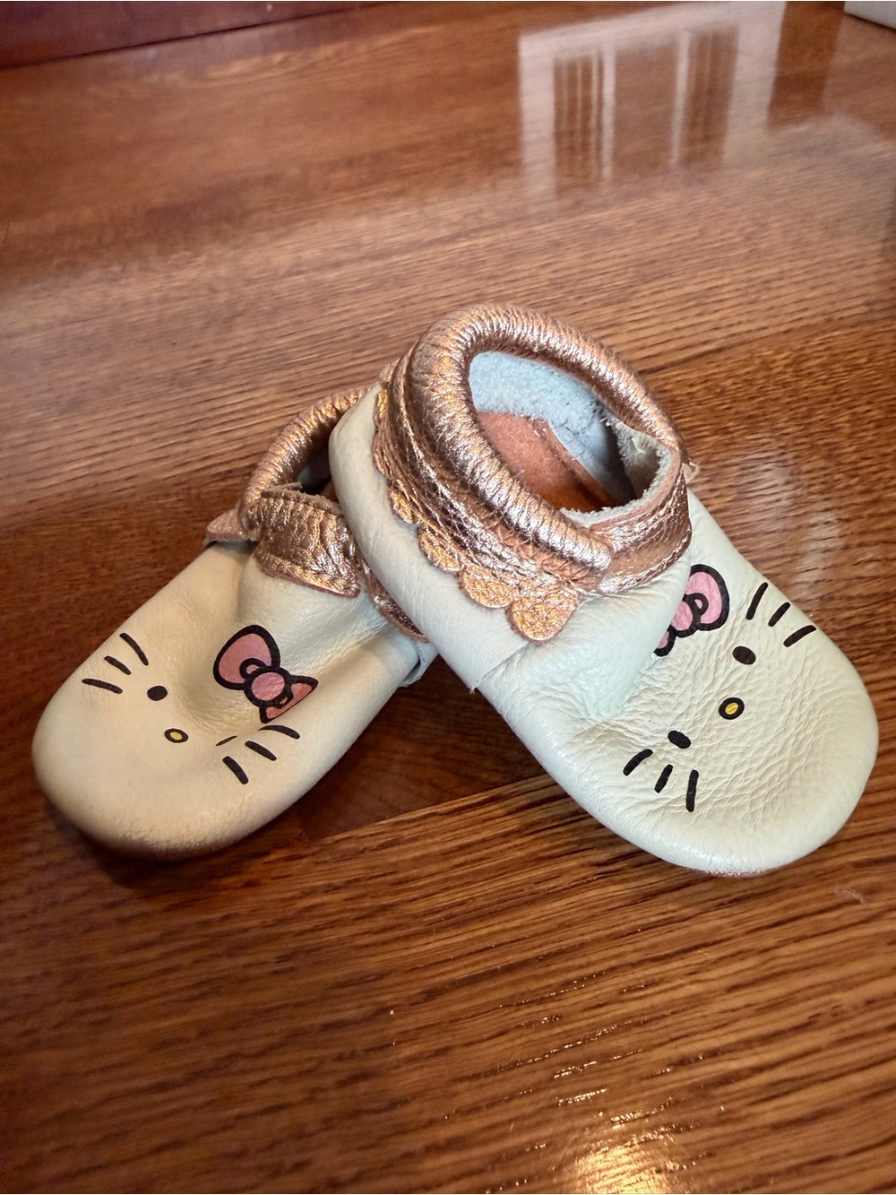 Hello Kitty Cream and Rose Gold Baby Moccasins